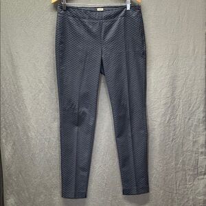 Ecru Textured Ankle Pants in Gray